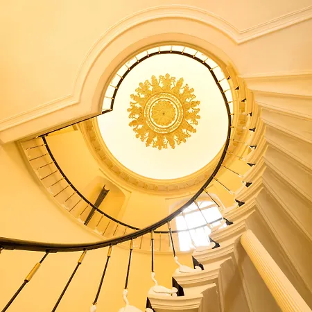 Hotel Navarra 4*