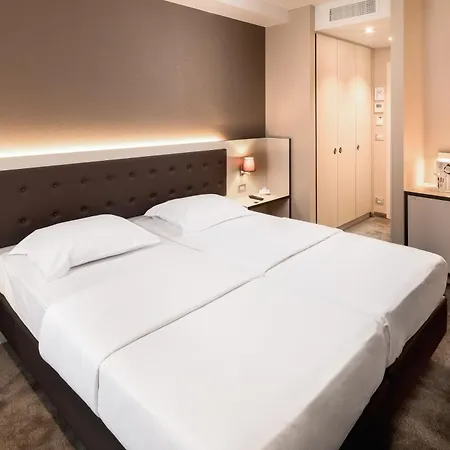 Navarra 4* Brügge